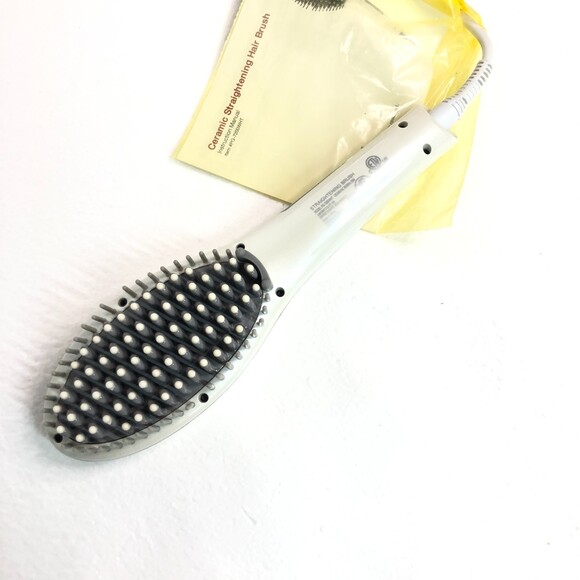 Vivitar Ceramic Straightening Hair Brush - Picture 1 of 6